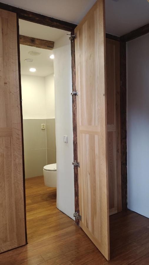 Bydleni V Centru Ov Blizko Stodolni, Bez Vytahu Apartment Ostrava Ngoại thất bức ảnh