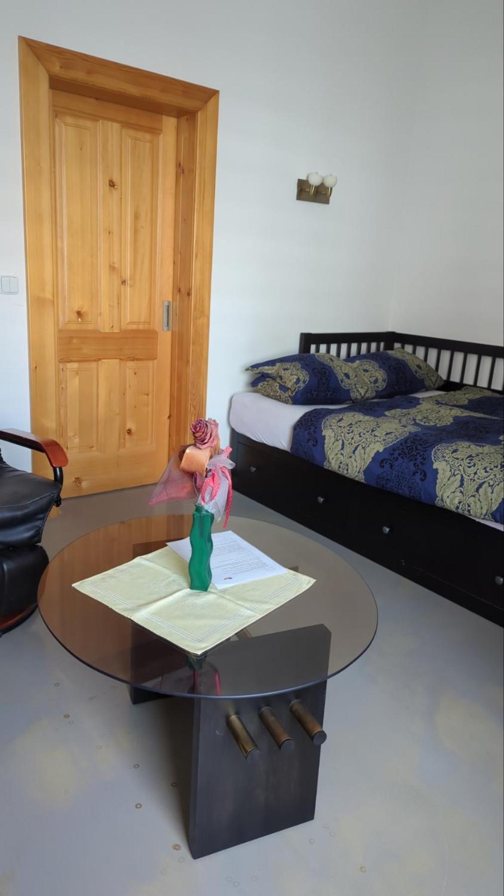 Bydleni V Centru Ov Blizko Stodolni, Bez Vytahu Apartment Ostrava Ngoại thất bức ảnh
